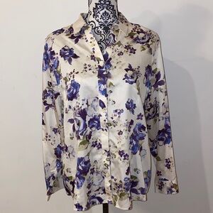Chico's White,Purple & Blue Floral Button Down Long Sleeve Shirt Size 2 Medium